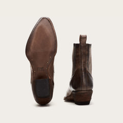 Sacha Chelsea - FRYE